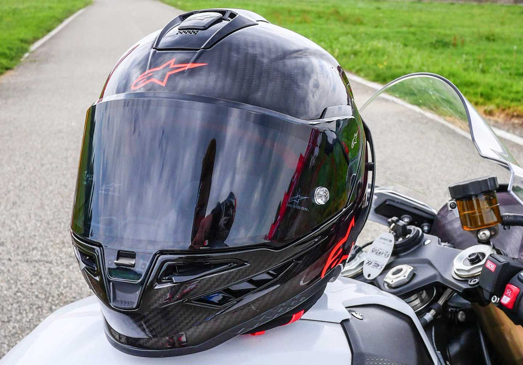 Alpinestars Supertech R10 Element Review: Is This the Best Carbon Race Helmet You Can Buy?