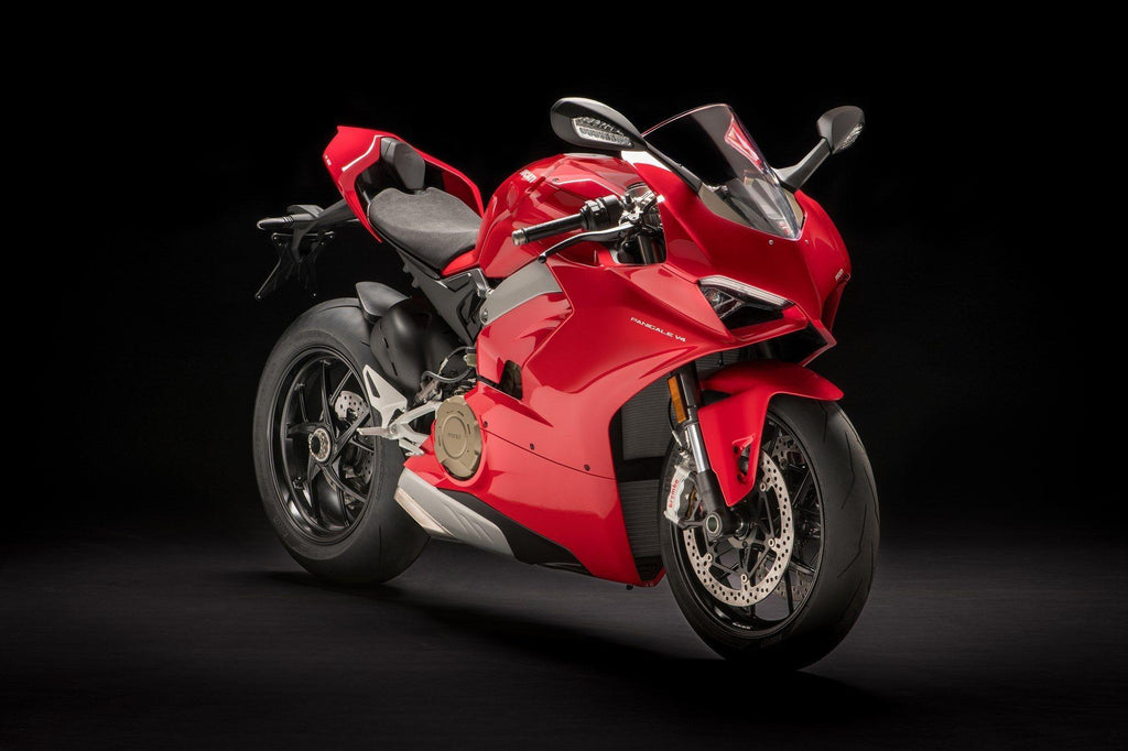 Ducati Panigale V4 2021 - Specs & Price in India