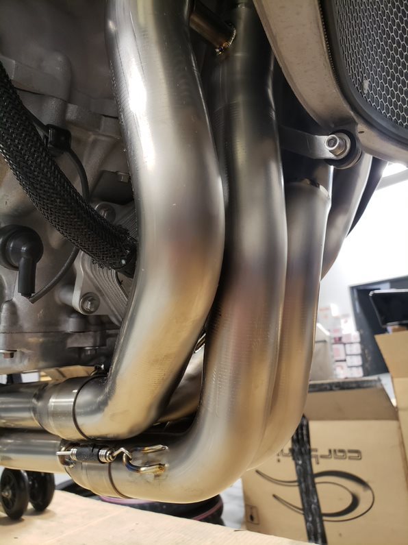 Graves Carbon Full Exhaust System for Kawasaki ZX-10R