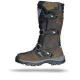 Forma Adventure Boots