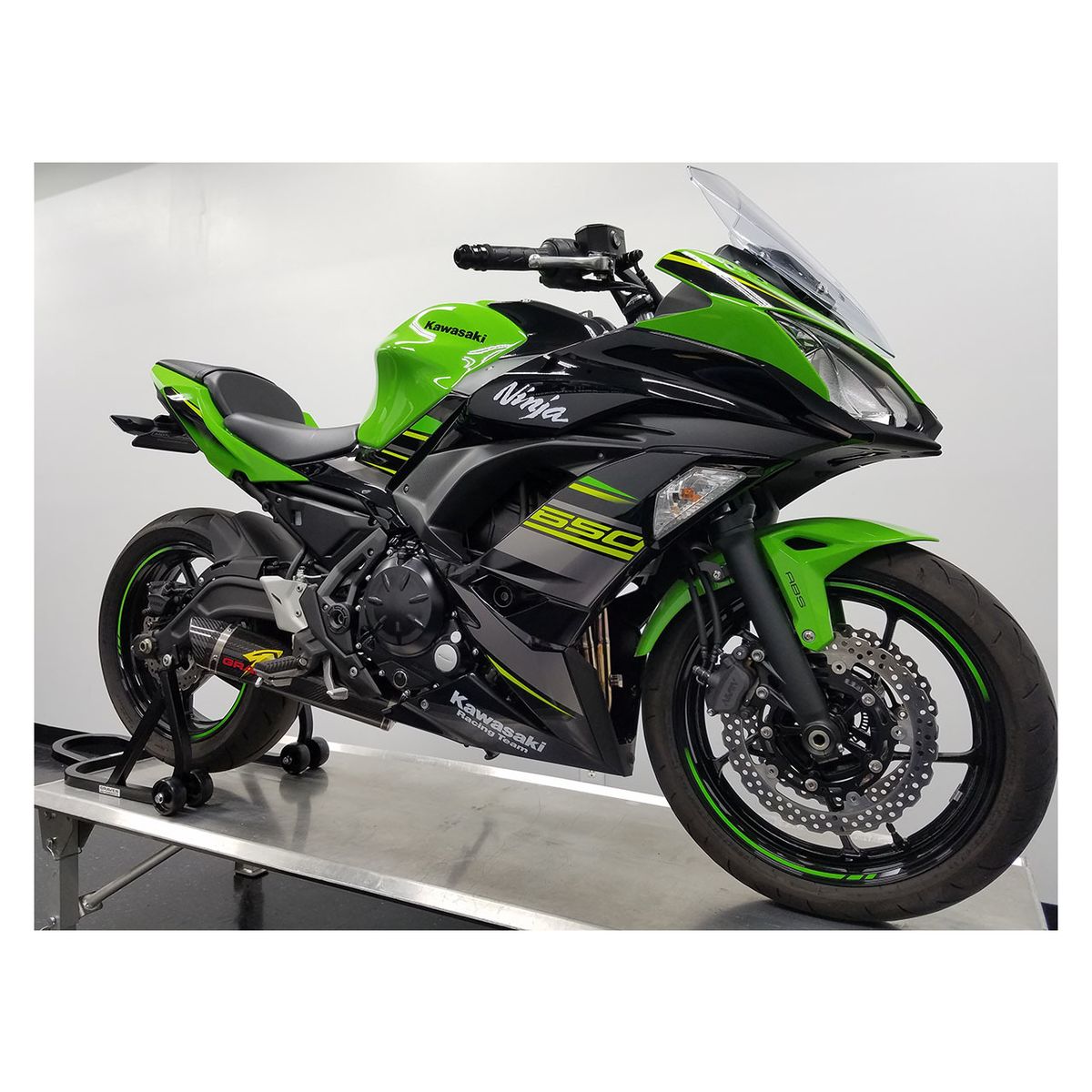 Graves Hexagonal Exhaust System for Kawasaki Ninja 650